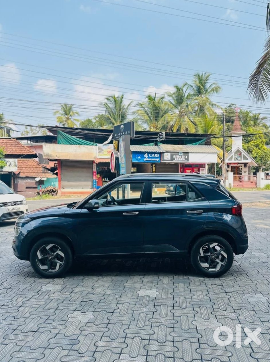 Hyundai Venue 2023 Petrol Automatic - Bought New Car