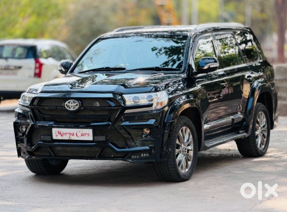 2011 Toyota Land Cruiser | Premium Suv