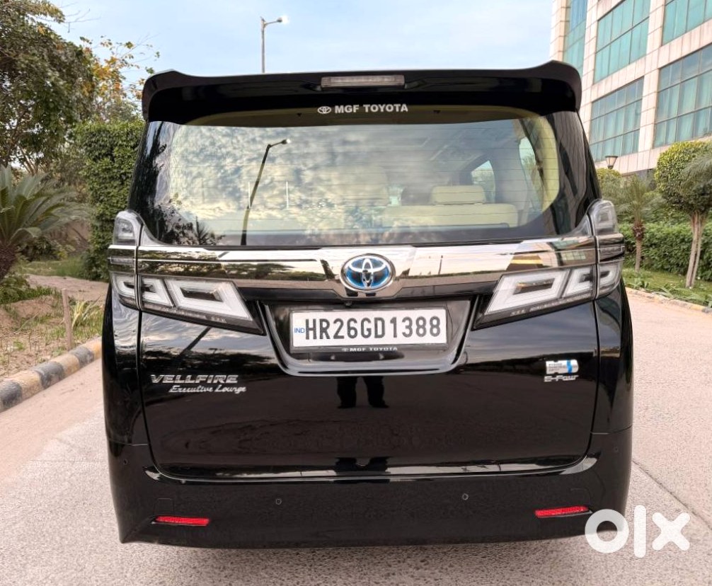Toyota Vellfire 2022 - Premium Mpv