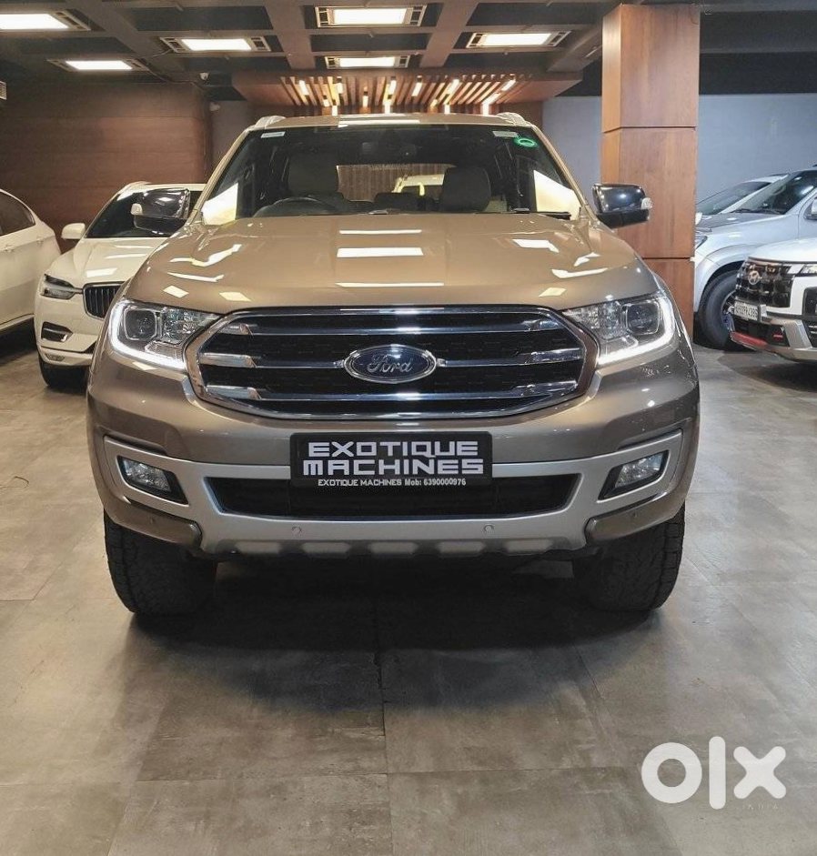 Ford Endeavour 2011 Petrol - Best Price