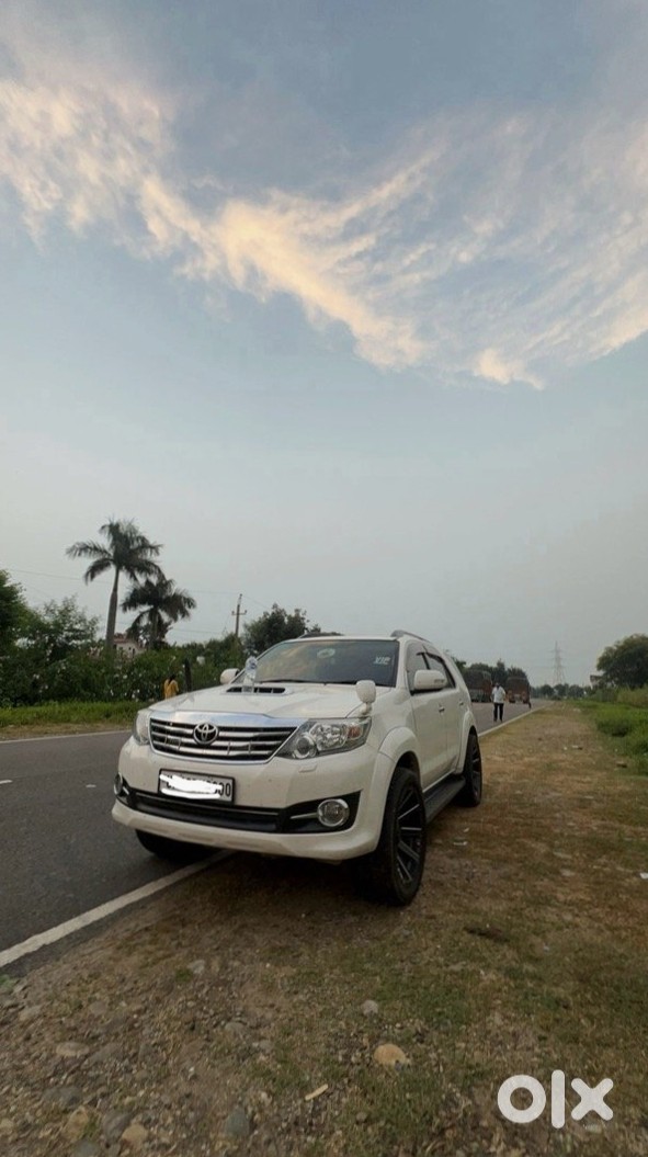 2021 Toyota Fortuner - Diesel Suv