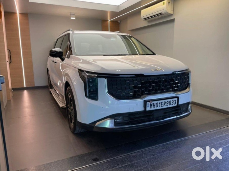 2020 Kia Carnival Luxury Mpv