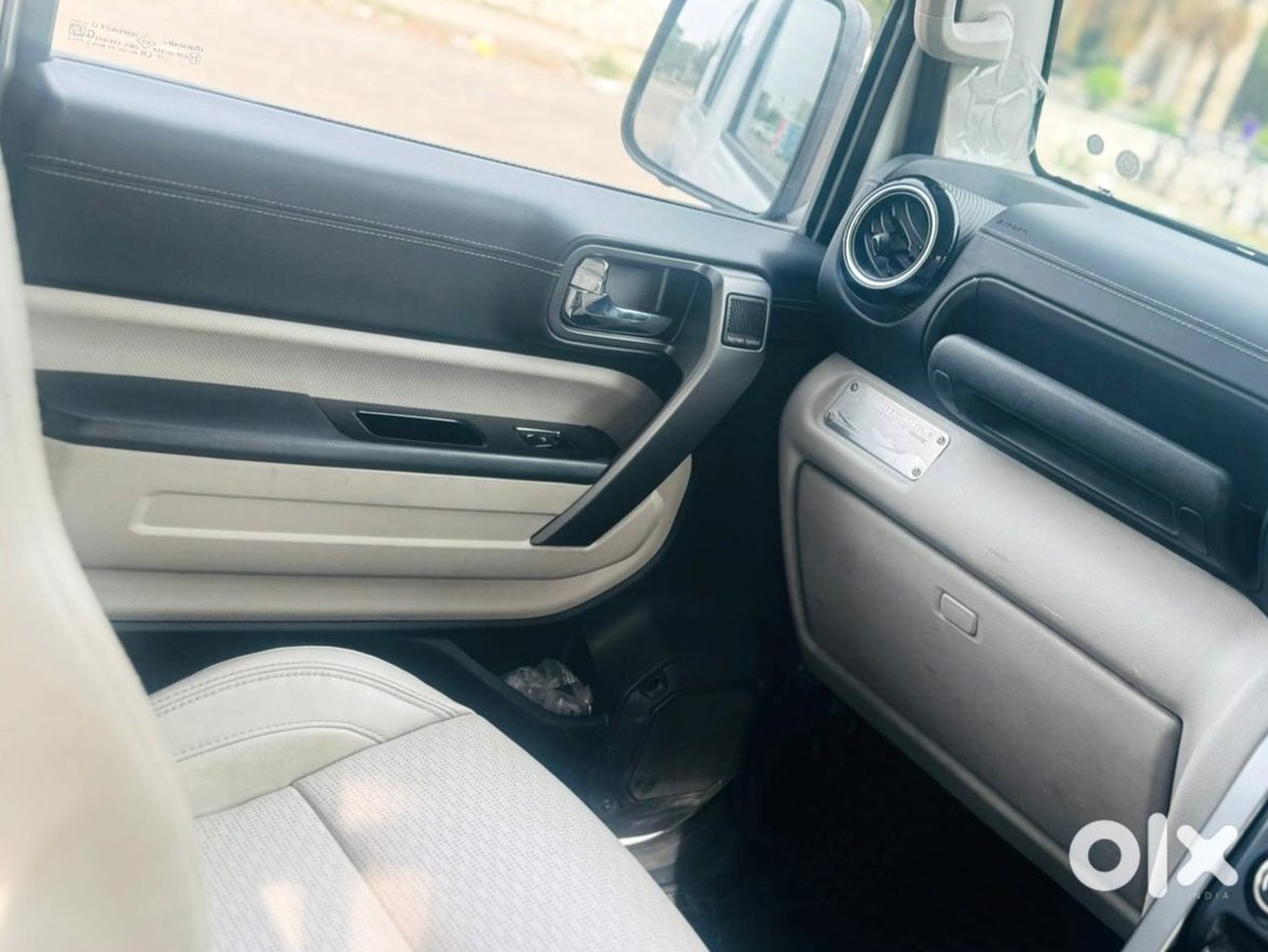 2025 Mahindra Thar Roxx Cng