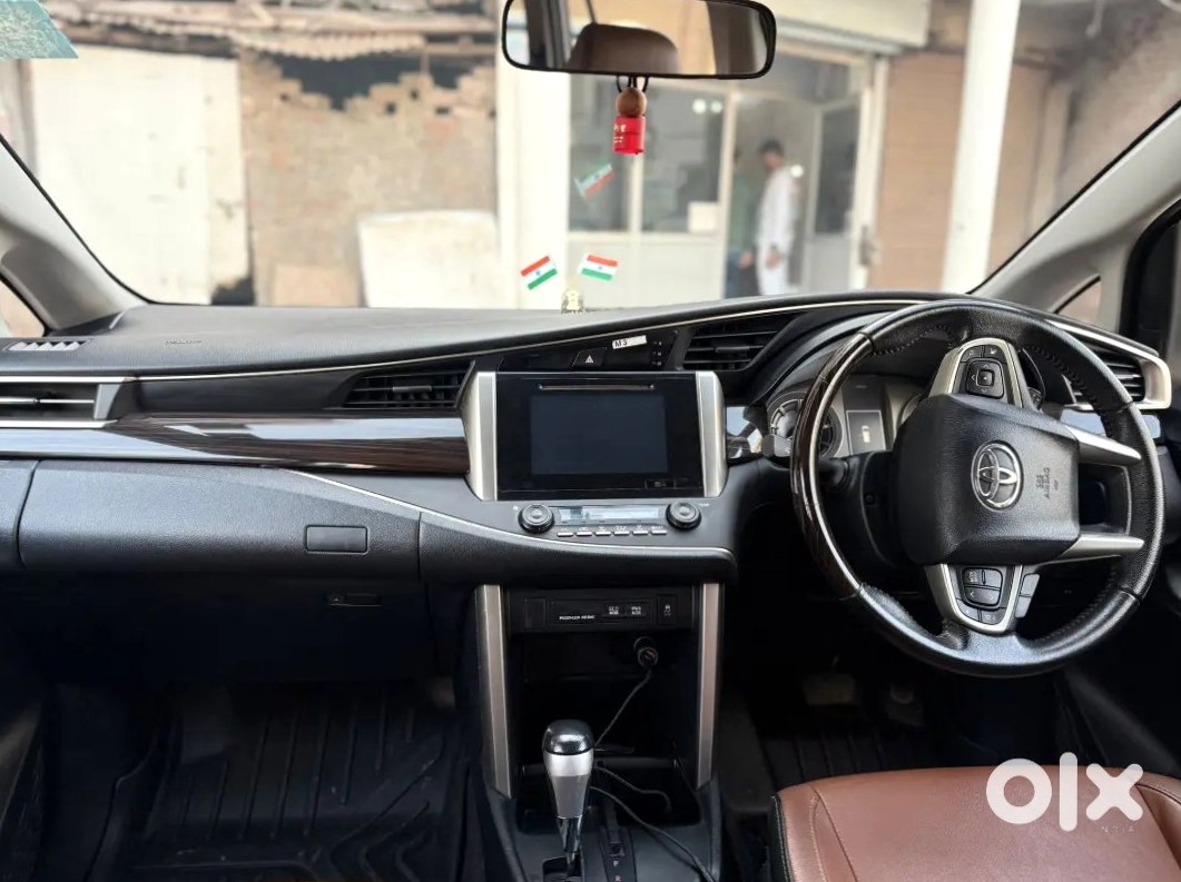 2024 Toyota Innova Crysta - Pristine