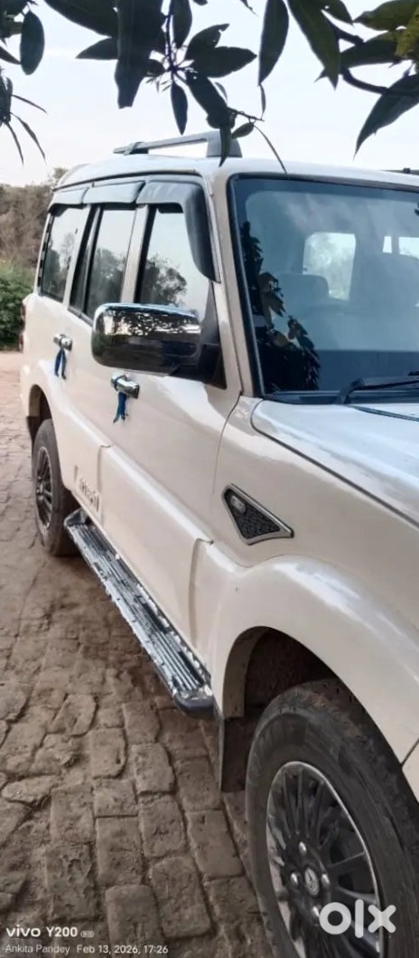 Scorpio Cng 2018 - Family Used