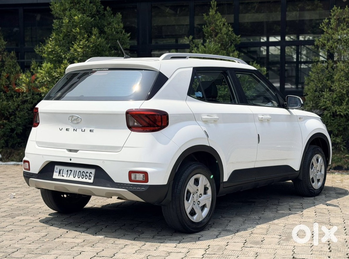 Hyundai Venue Electric 2021 - Modern & Eco