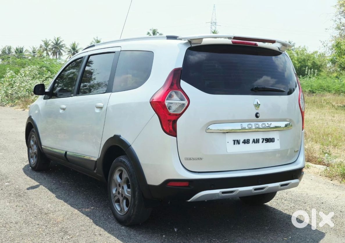 2019 Renault Lodgy - Family Car