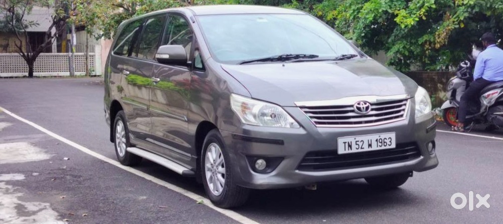 Urgent - Toyota Innova Diesel 2017