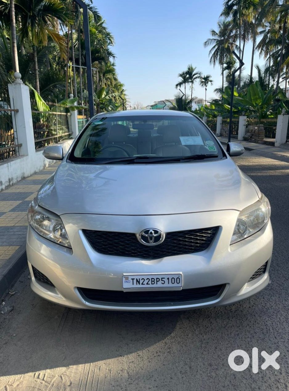 Toyota Corolla Altis 2010