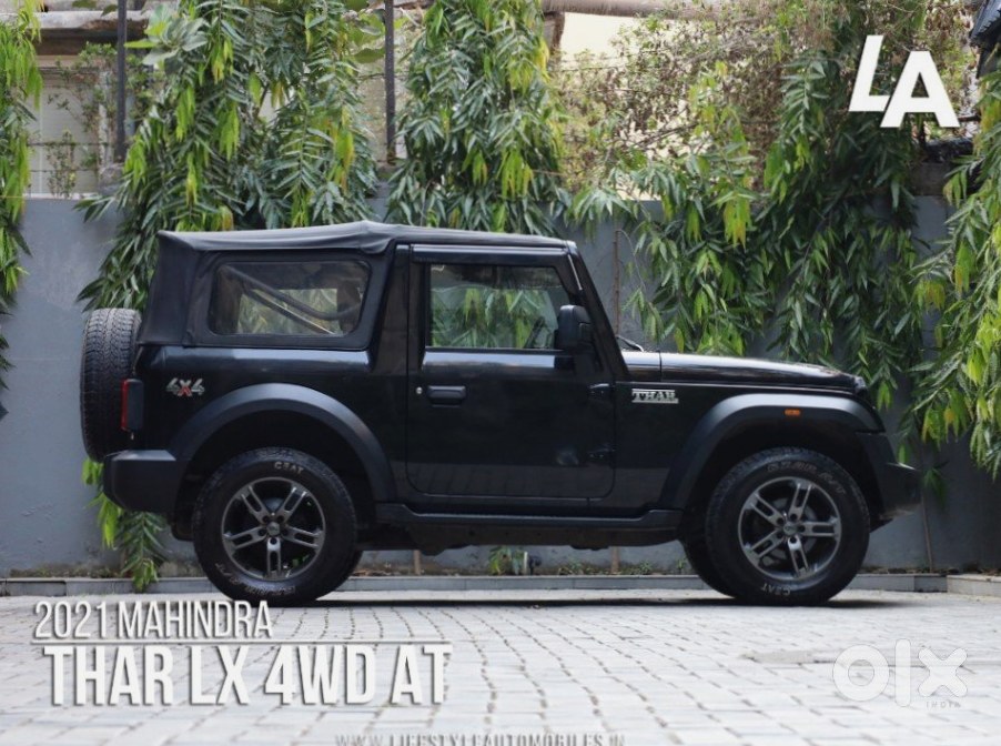 Urgent!! Mahindra Thar 2013 - Going Abroad