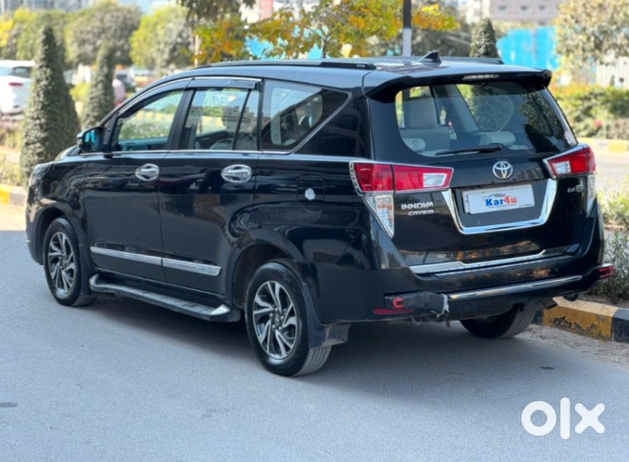 Innova Crysta 2024 - Like New