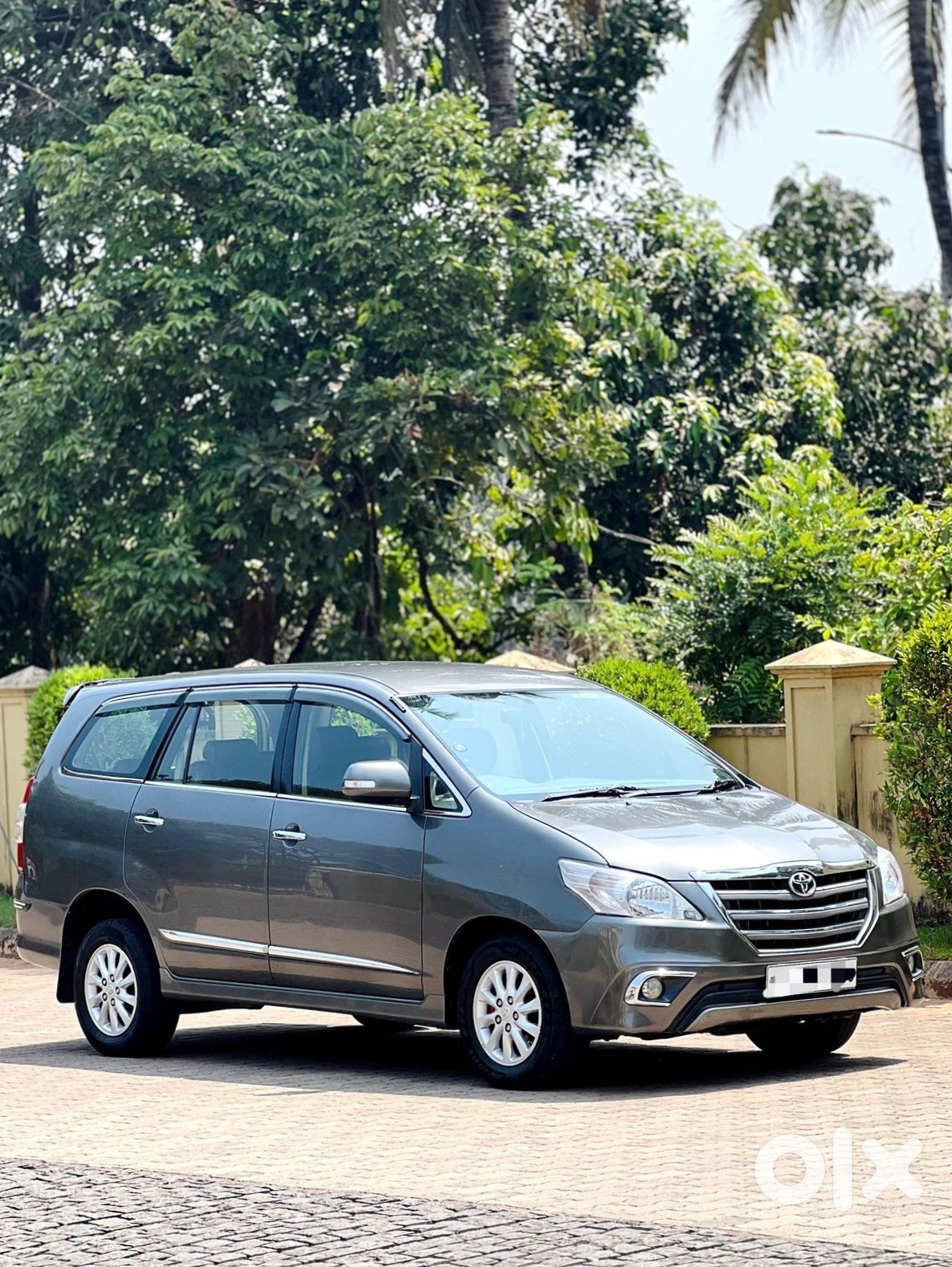 2010 Toyota Innova | Diesel Manual