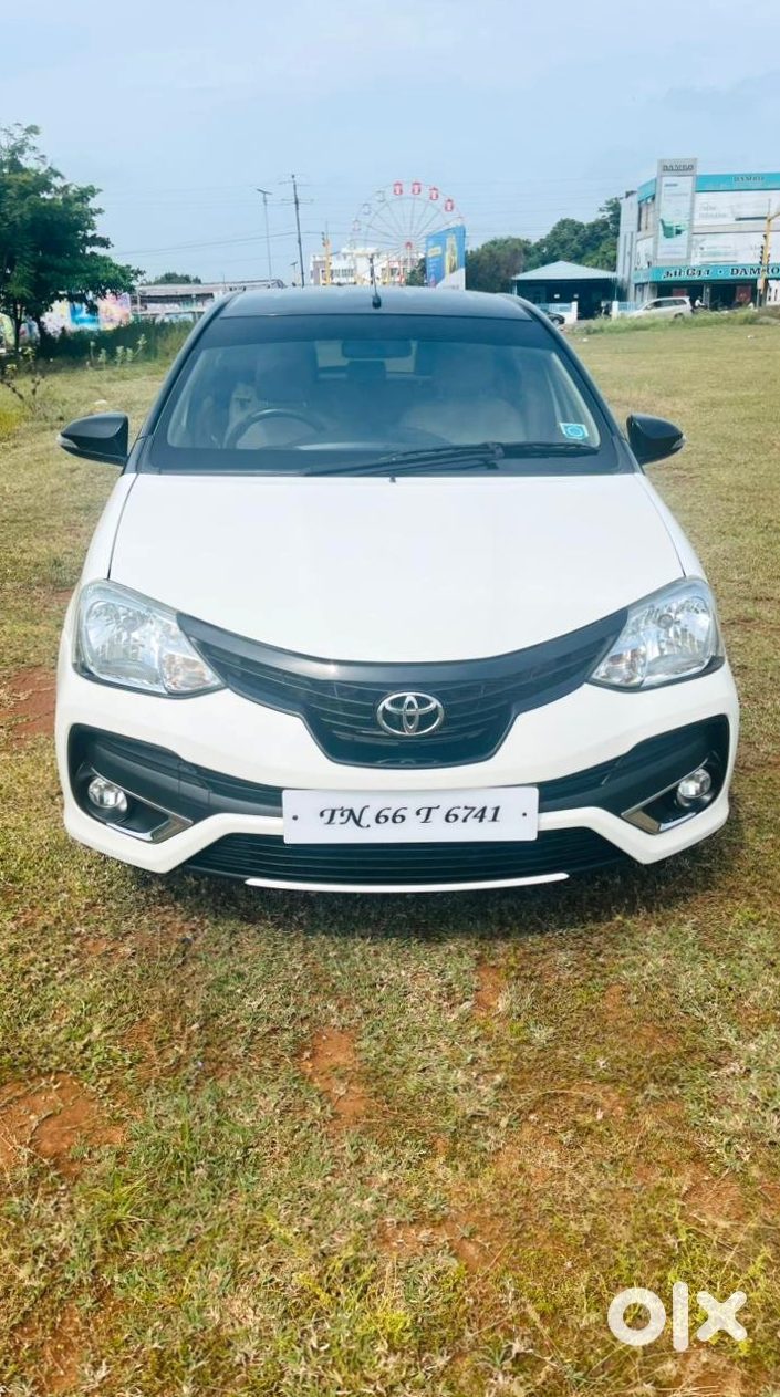 Toyota Etios Liva 2015