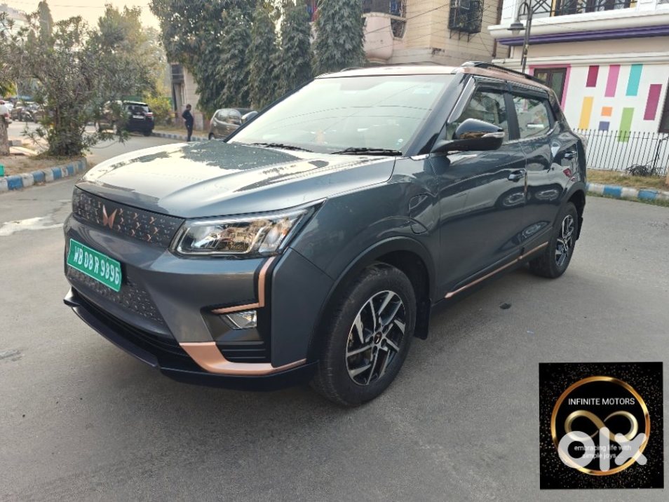 2024 Mahindra Xuv400 Ev Automatic
