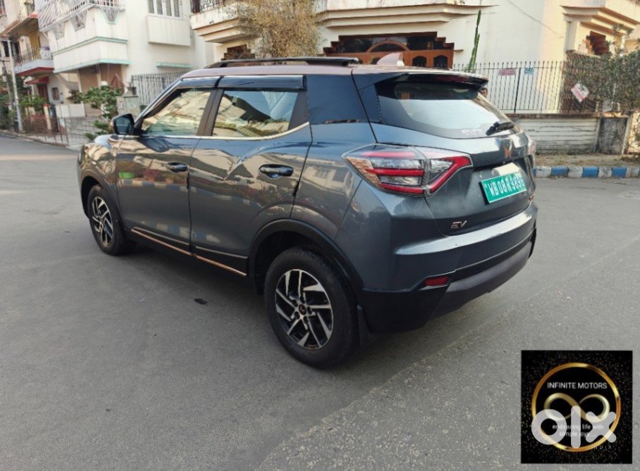 2024 Mahindra Xuv400 Ev Automatic