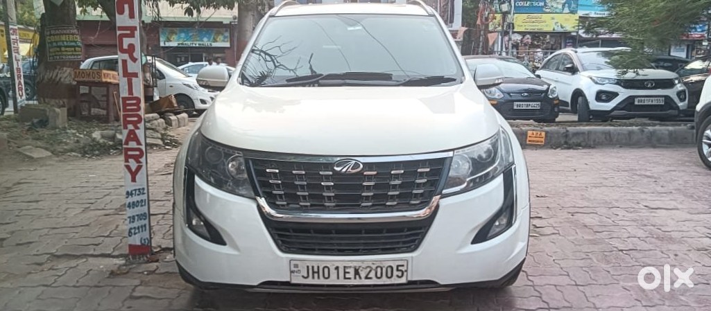 Mahindra Xuv500 2015 Petrol