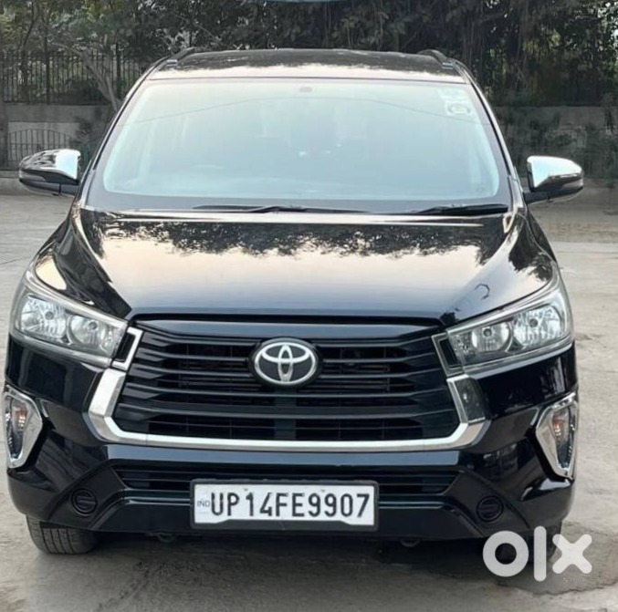 Toyota Innova Crysta 2016