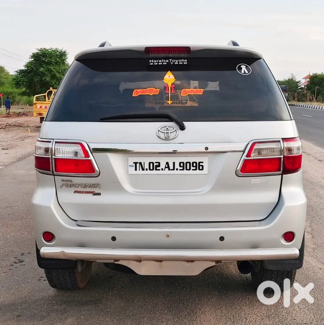 2019 Toyota Legender 4x2 - Premium Diesel Suv