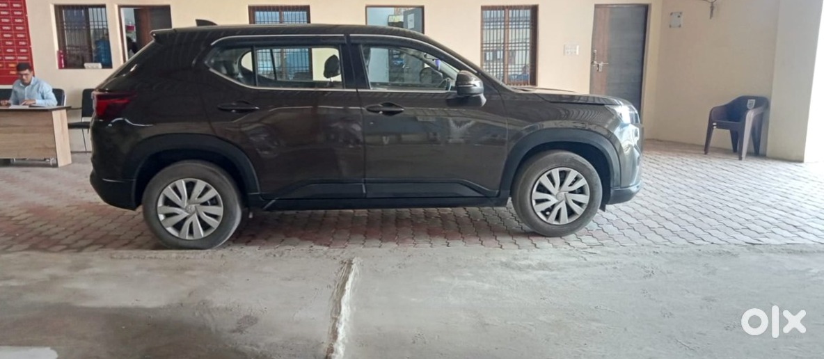 Honda Elevate 2016 Manual Petrol - Excellent Condition