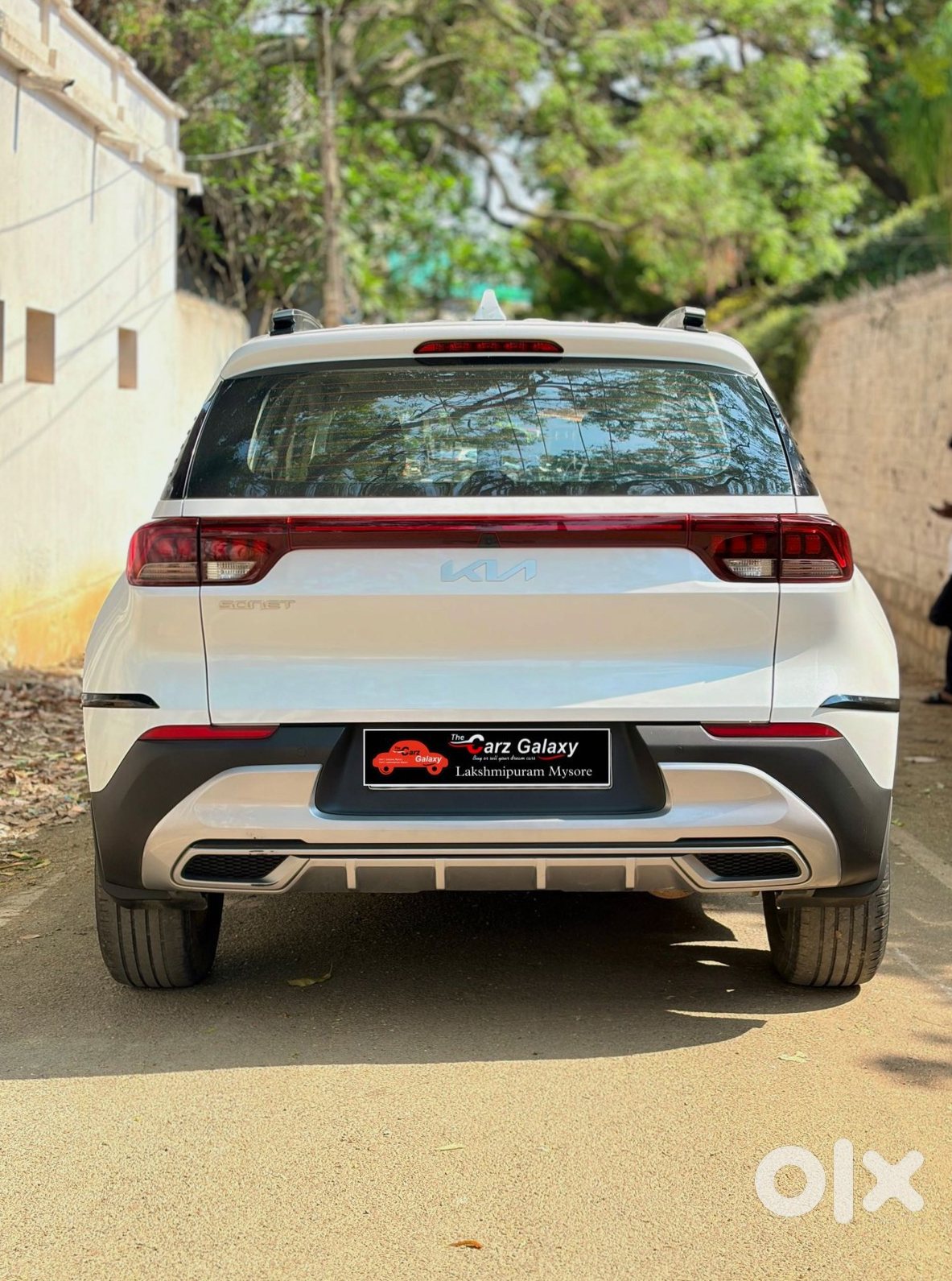 Kia Sonet 2023 Petrol Low Km