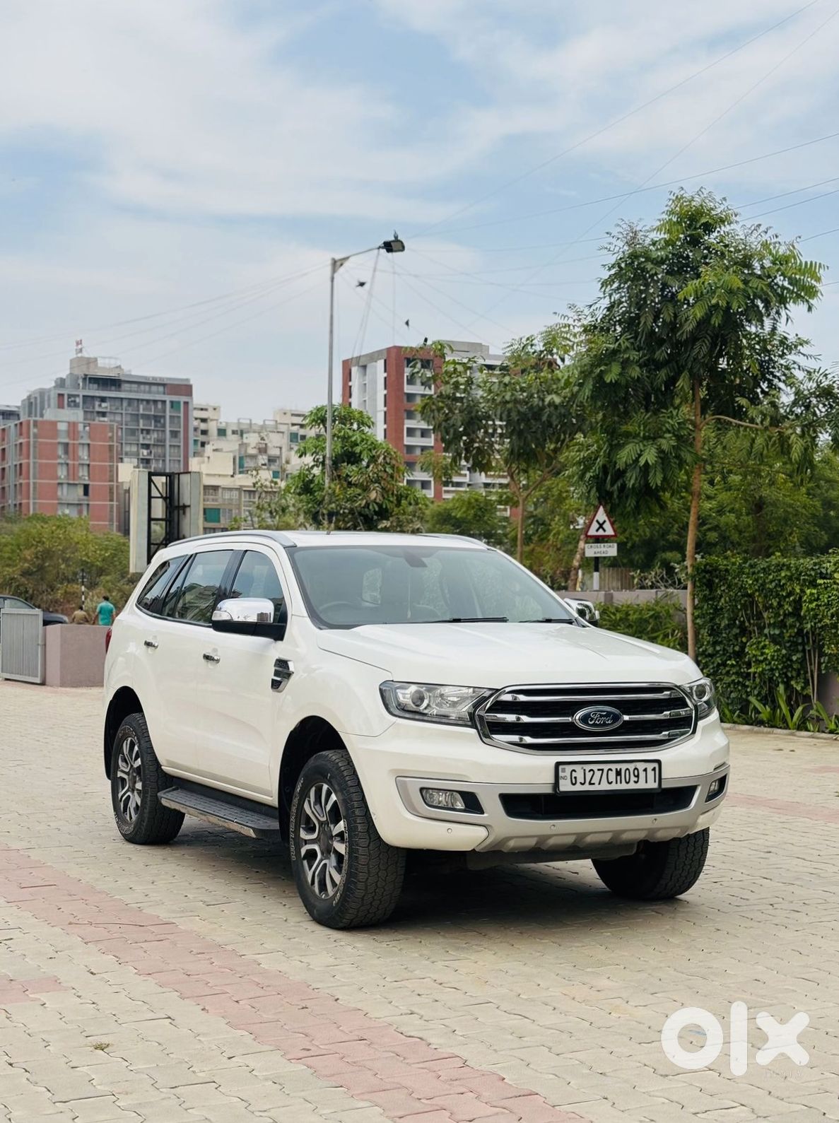 Ford Endeavour 2011 Diesel - Family Car