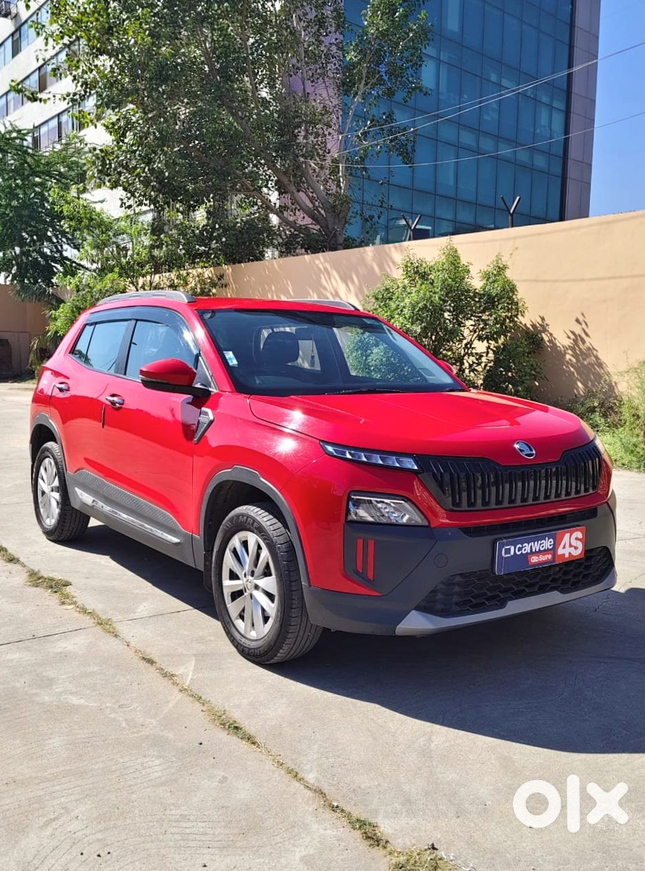 Urgent: 2025 Skoda Kylaq Cng Auto