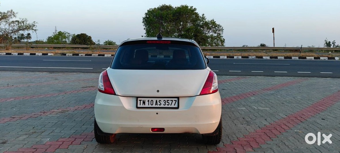 Swift Automatic Petrol 2015