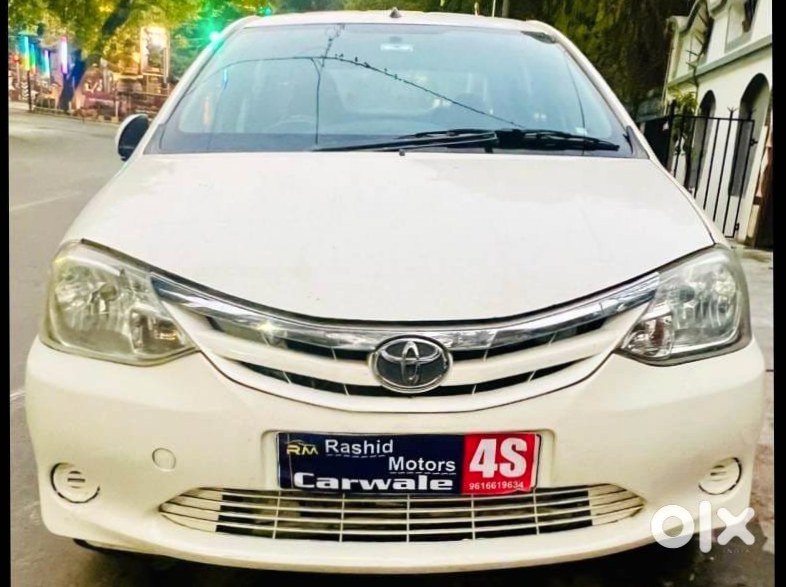 2018 Toyota Etios Liva | Company Service