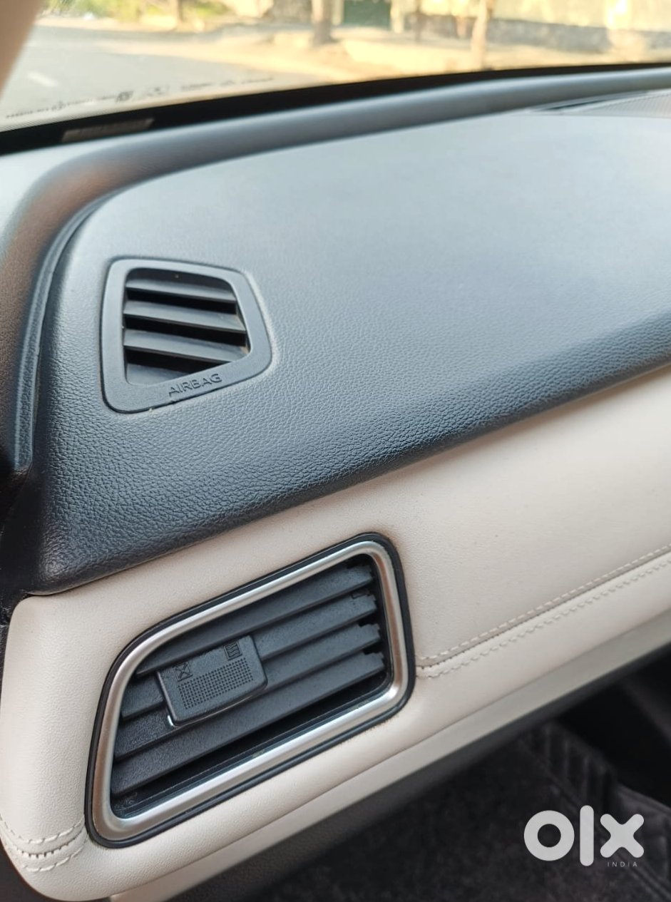 2023 Mahindra Xuv700 | Practically New