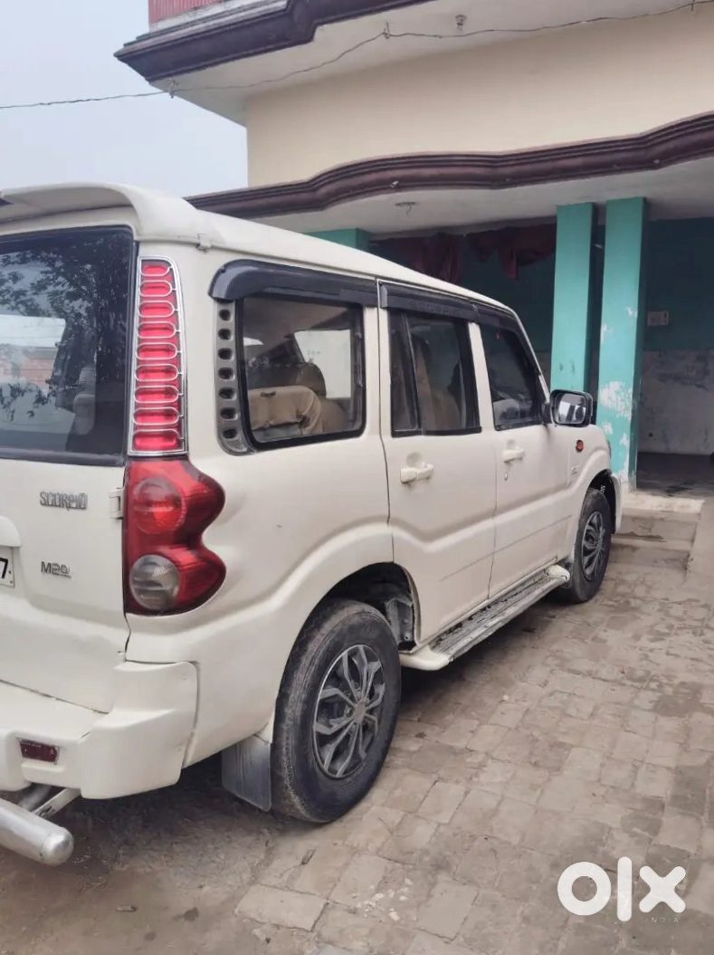 Mahindra Scorpio 2022 Petrol Manual For Sale