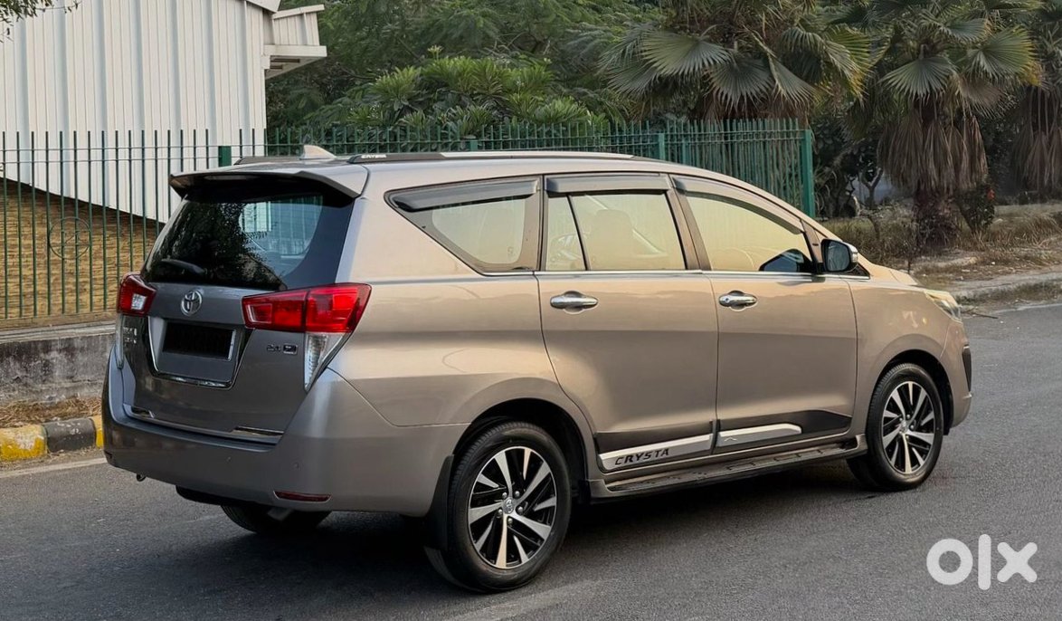Urgent Need To Sell - 2022 Toyota Innova Crysta