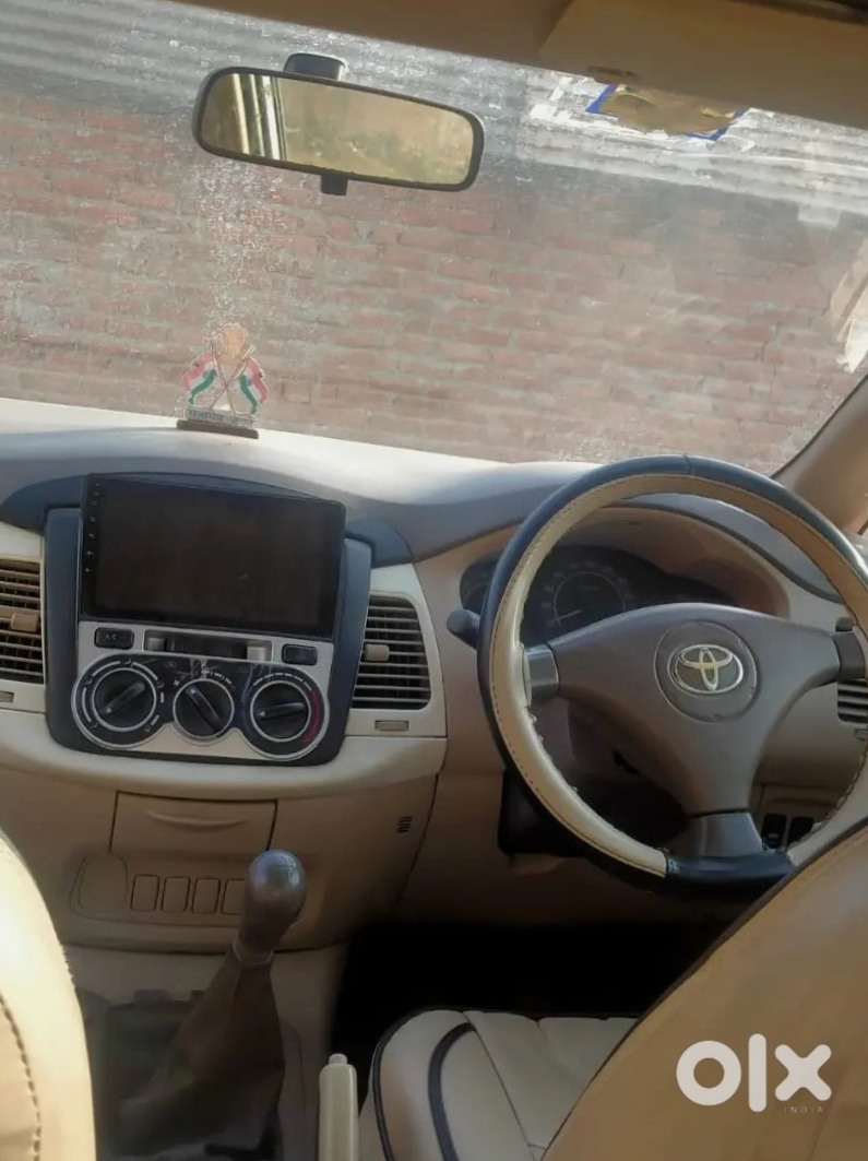 2020 Toyota Innova | 87k Km | Petrol Manual