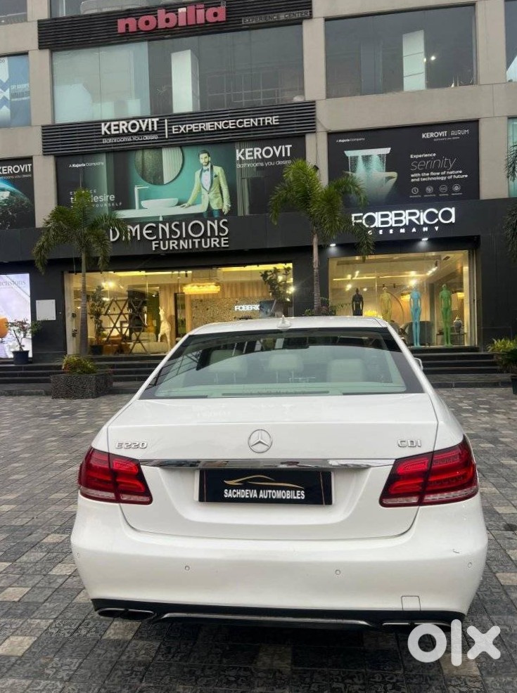 2022 Mercedes-benz E-class | Diesel | 42,860 Km