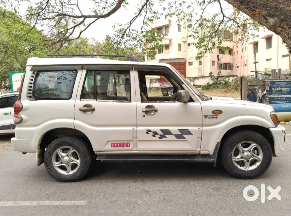 2011 Mahindra Scorpio - Automatic