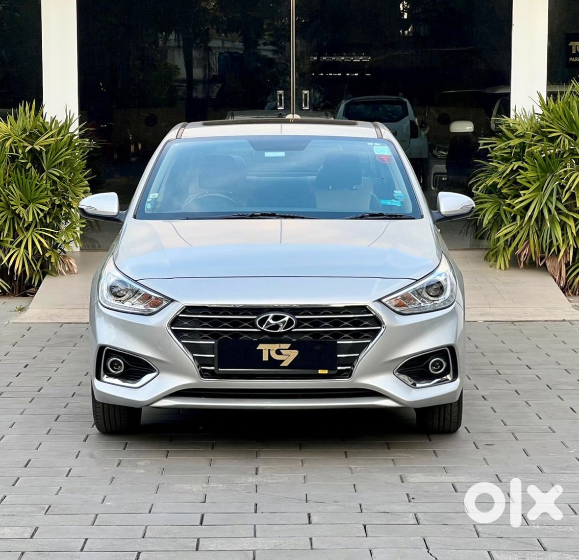 Urgent 2015 Hyundai Verna Petrol