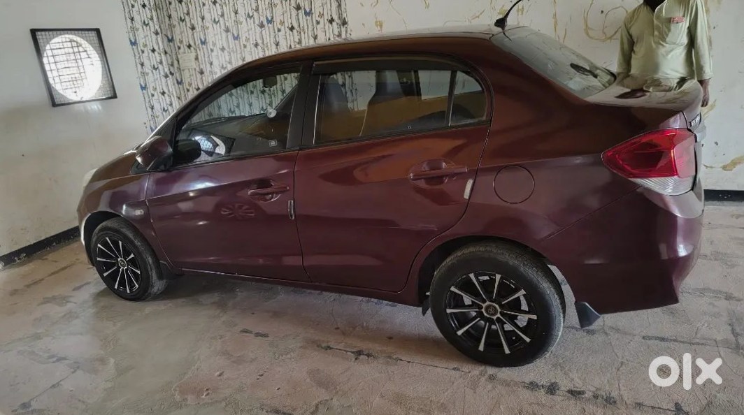 2016 Honda Amaze 2nd Gen | Manual | Petrol