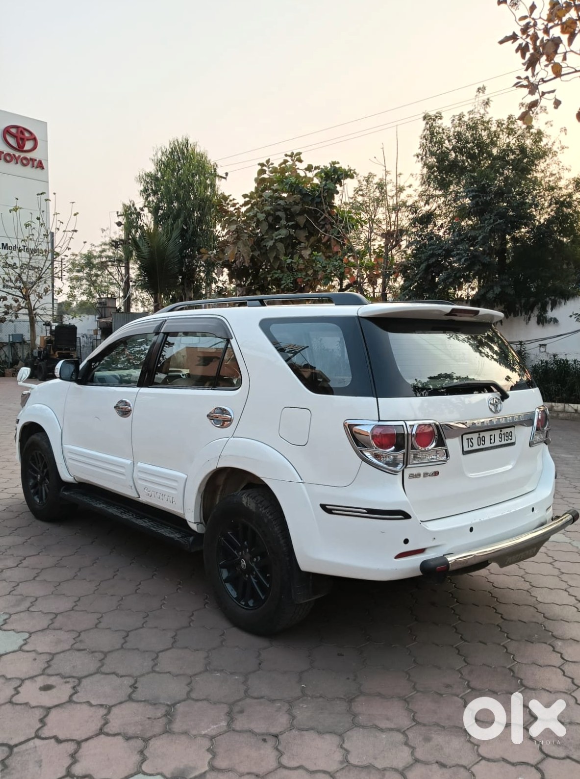 Toyota Fortuner 2021 Petrol Manual Single Owner