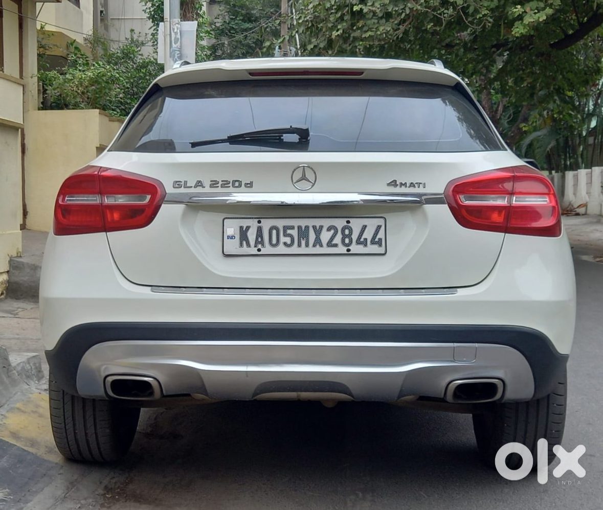 2022 Mercedes Gla - Excellent Condition