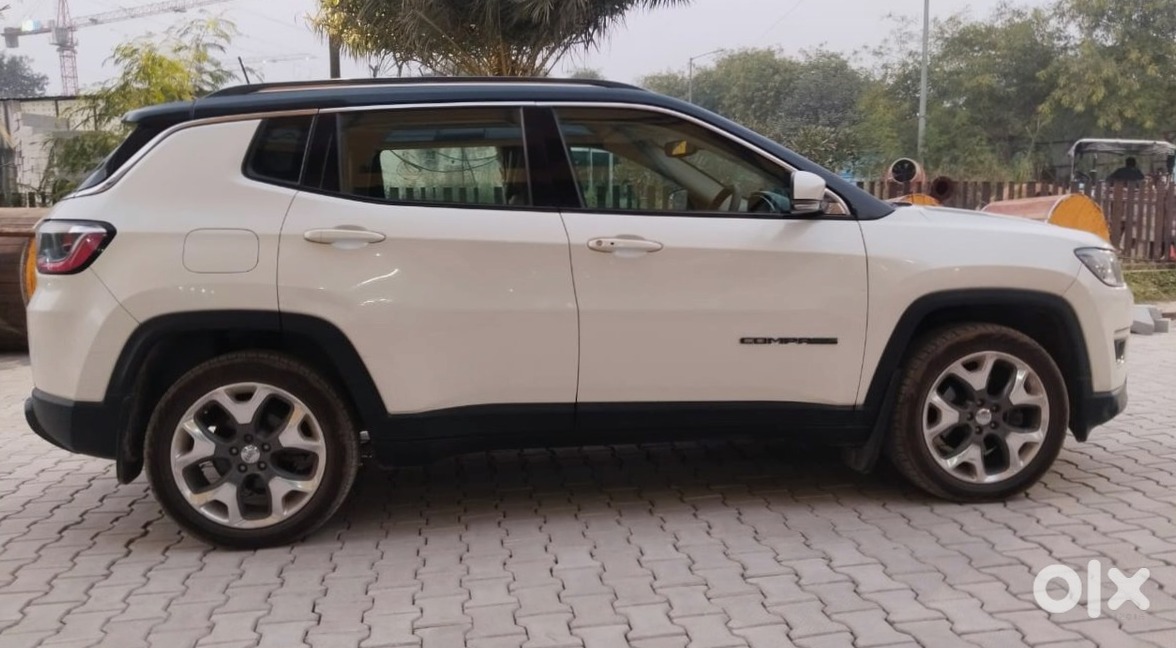 Jeep Compass Petrol Automatic 2016