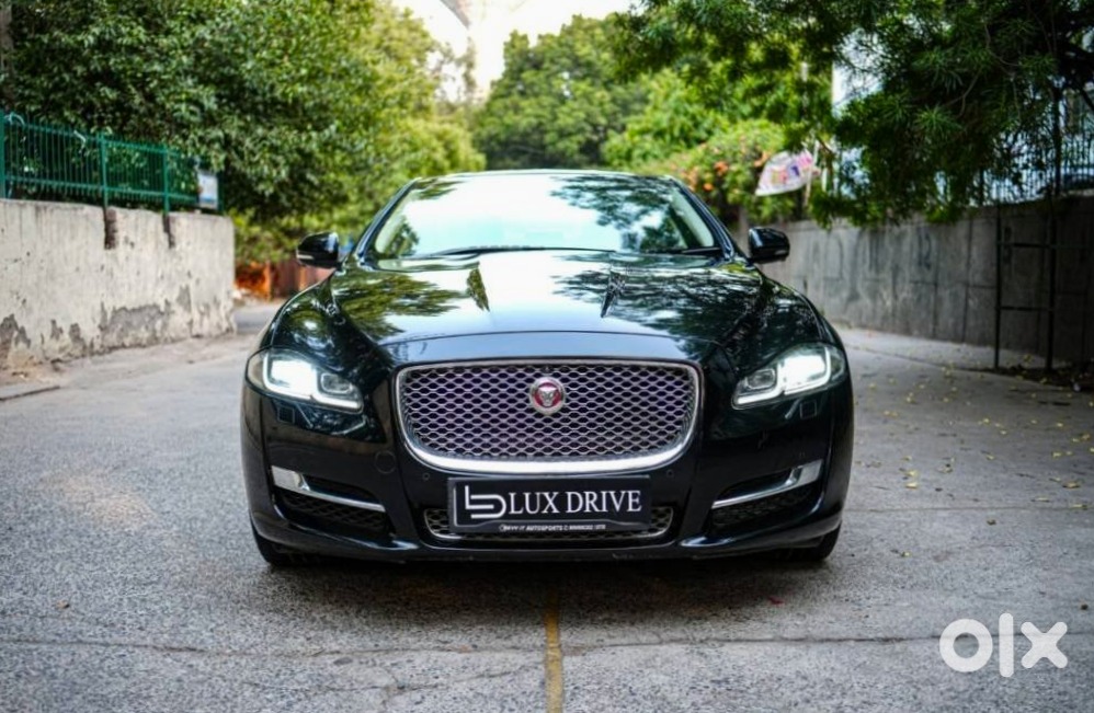 2012 Jaguar Xj - Classic Luxury
