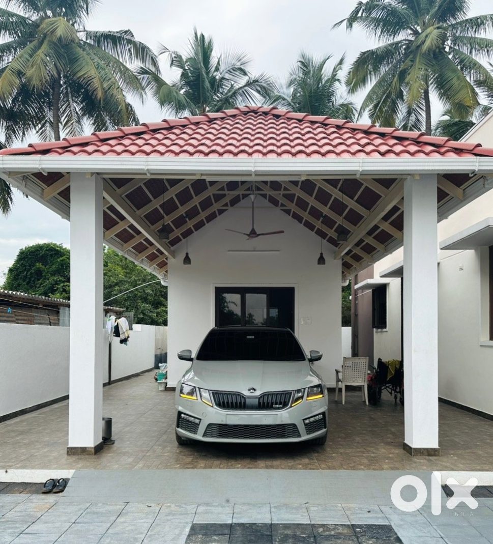 2016 Mahindra Xuv500 | ₹840k | 78,370km | Petrol | Manual