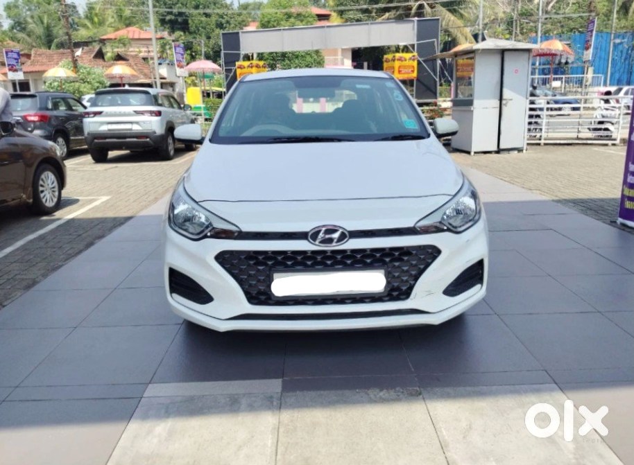 2017 Hyundai Elite I20 Petrol - Office Use Car