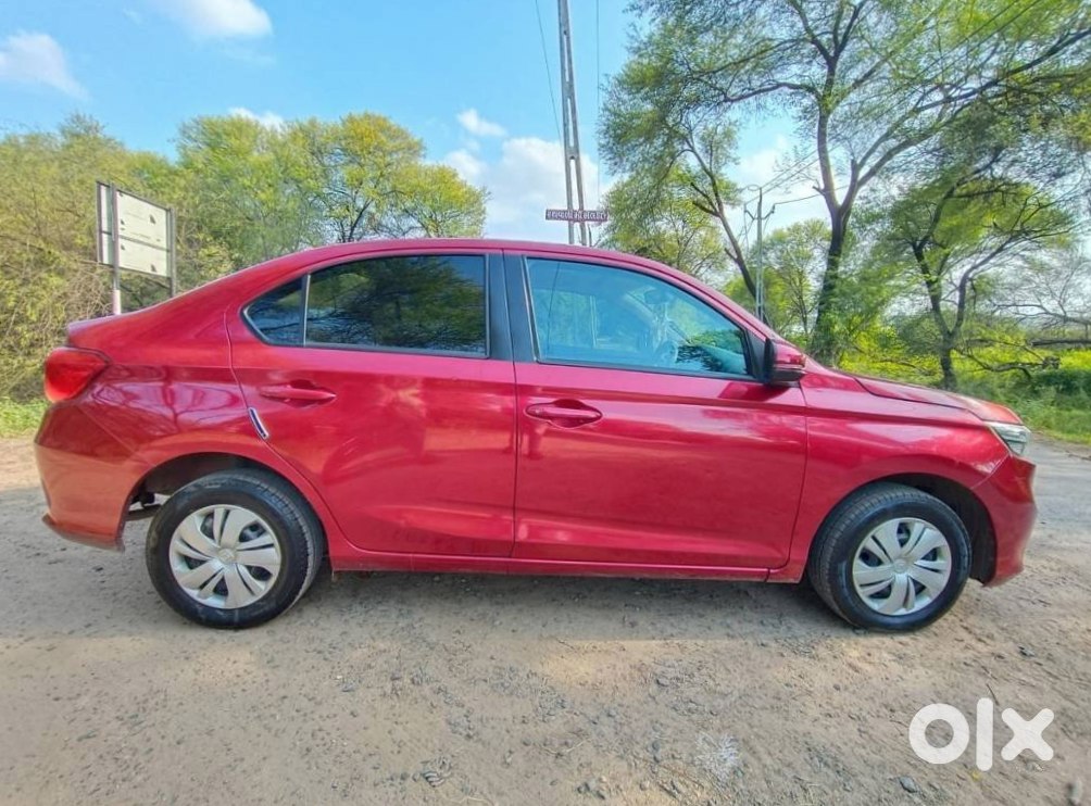 Honda Amaze 2025 Petrol Manual Immaculate