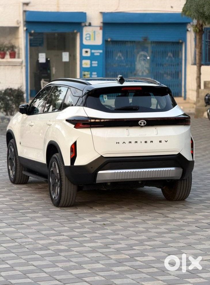 Tata Harrier Ev - Premium Suv
