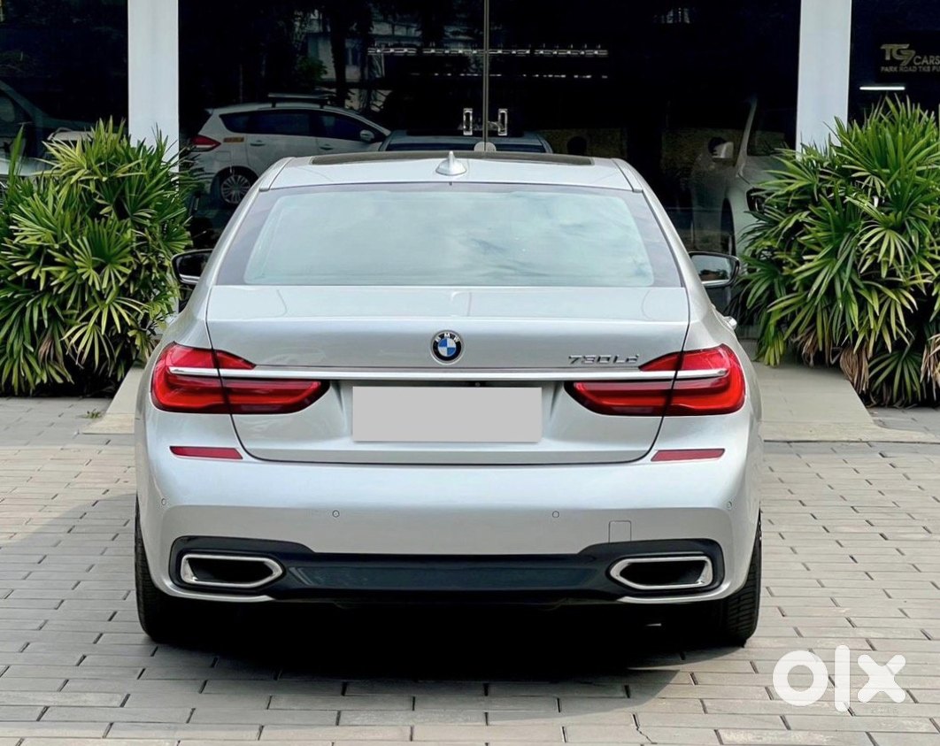 Bmw 7 Series Luxury Sedan