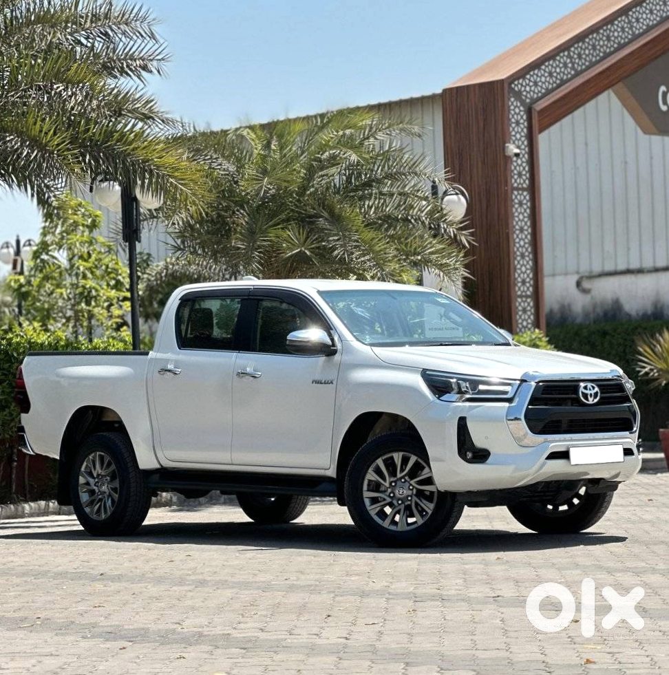 2023 Toyota Hilux - Like New
