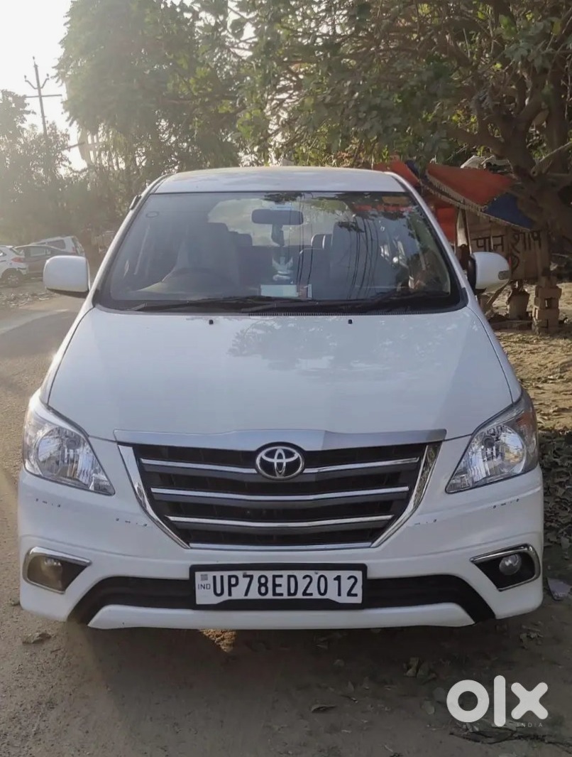 Toyota Innova 2010 Automatic Petrol