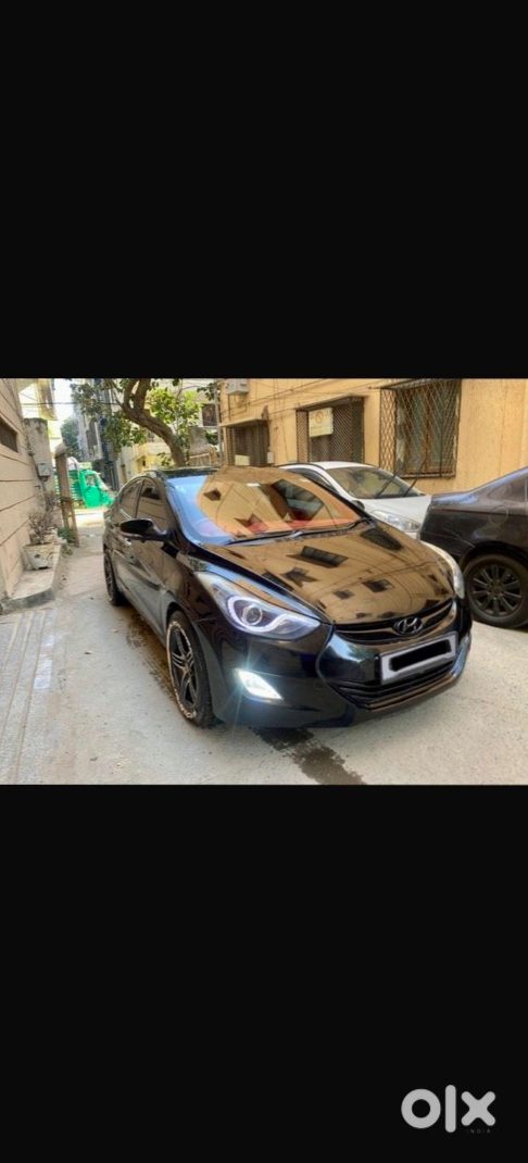 Hyundai Elantra 2019 - Automatic