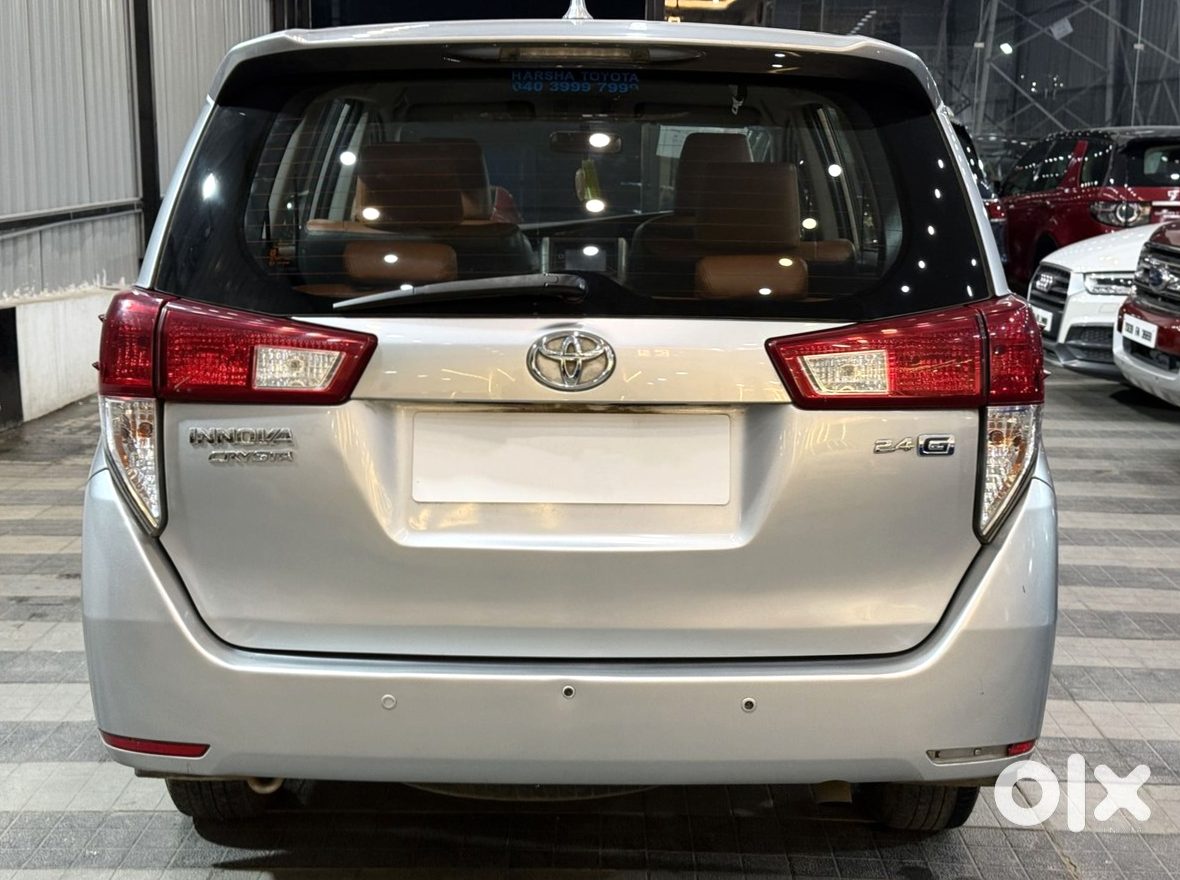 2015 Toyota Innova Crysta - Shifting Abroad