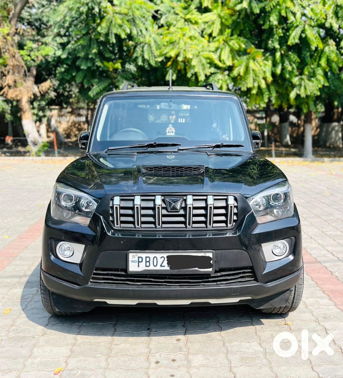 2011 Mahindra Scorpio Automatic Petrol